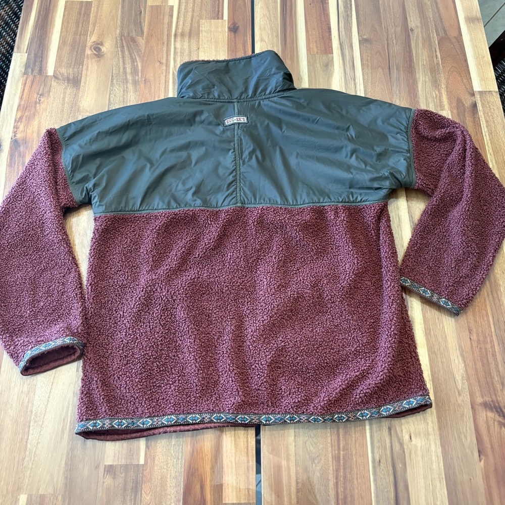 Men's Buc-ees Sz M Zip Up Red Maroon Sherpa Jacket Aztec Pockets Collar Fuzzy - Picture 8 of 8